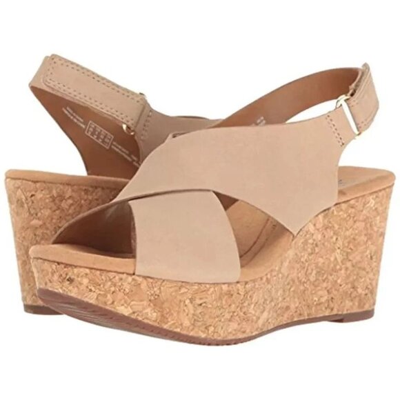 Clarks Collections' Annadel Eirwyn Wedge Platform sandals. Size 10 Sand EUC - Picture 1 of 7